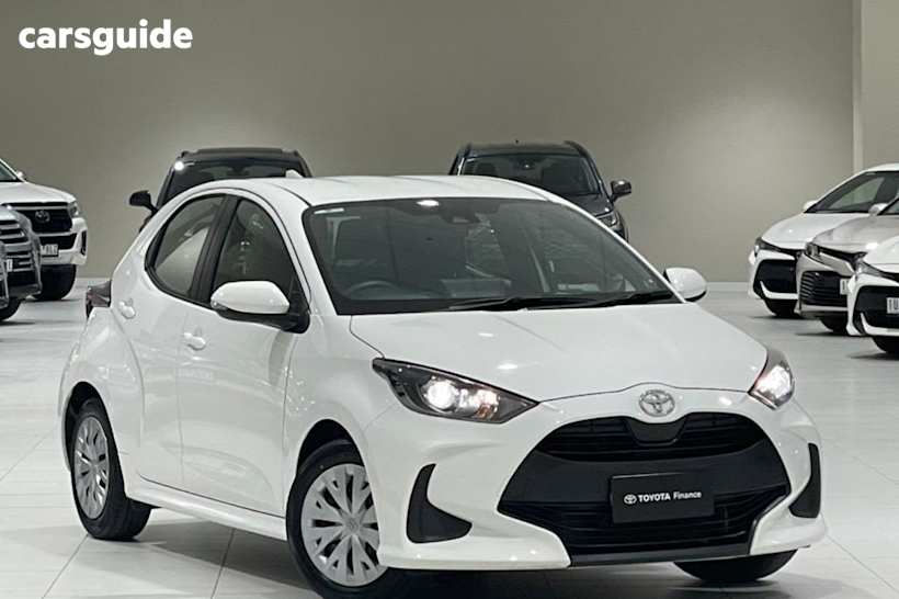 White 2023 Toyota Yaris Hatch ASCENT SPORT F