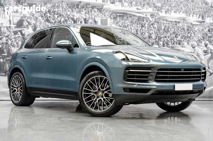 Blue 2018 Porsche Cayenne SUV 4X4