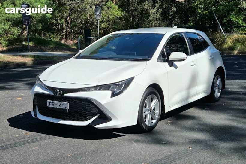 White 2020 Toyota Corolla Hatch ASCENT SPORT F