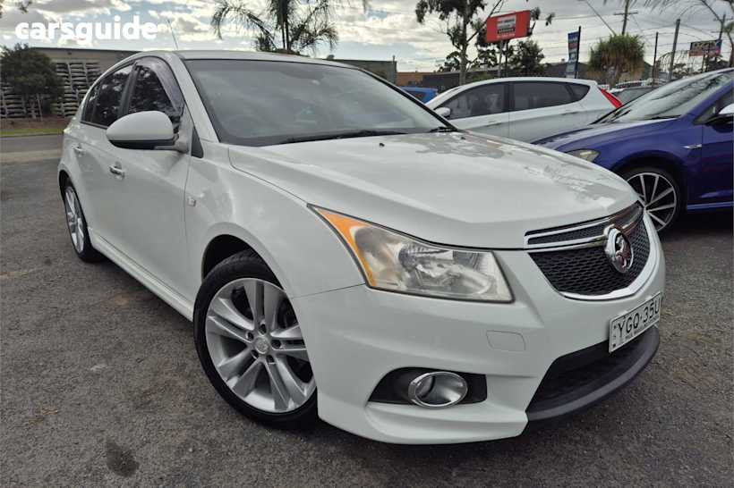 White 2013 Holden Cruze Hatchback Sri V