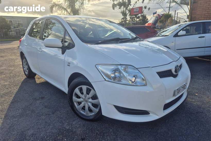 White 2007 Toyota Corolla Hatchback Ascent