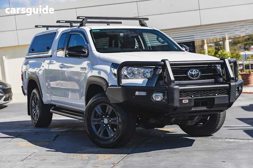 White 2023 Toyota Hilux Ute Tray SR HI-RIDER R