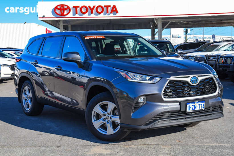 Grey 2023 Toyota Kluger SUV GX 4X4