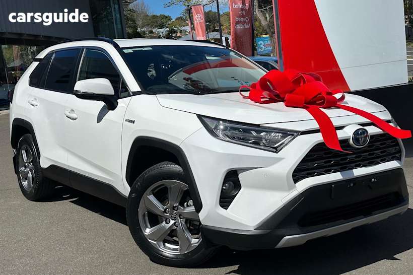 White 2021 Toyota RAV4 SUV GXL F