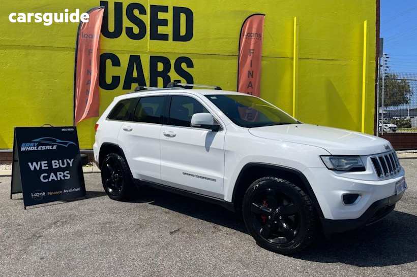 White 2014 Jeep Grand Cherokee SUV LAREDO 4X4