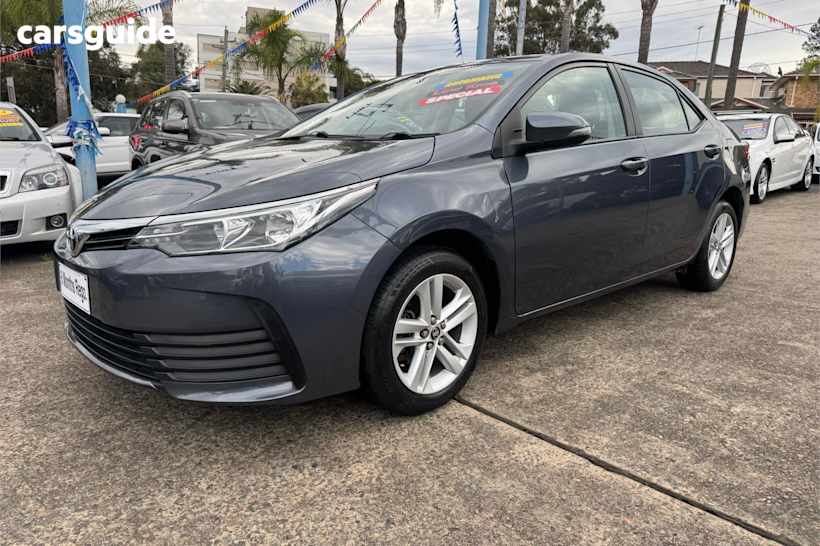 Blue 2017 Toyota Corolla Sedan ASCENT F