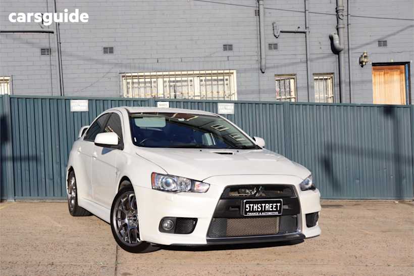 White 2013 Mitsubishi Lancer Sedan Evolution Mr