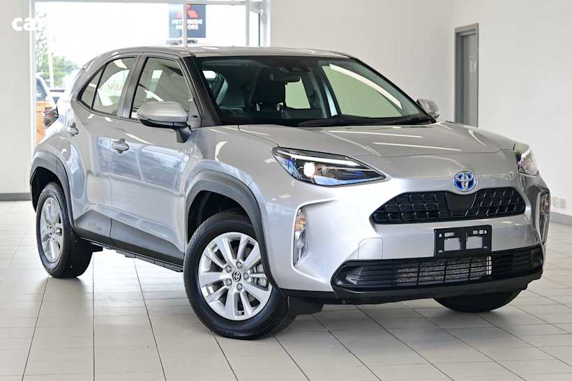 Silver 2023 Toyota Yaris Cross SUV GX F
