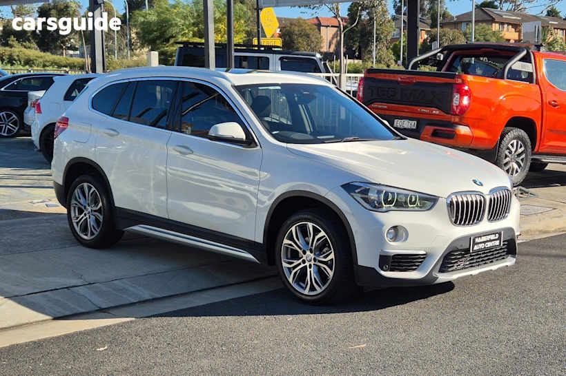 White 2019 BMW X1 SUV SDRIVE18D F