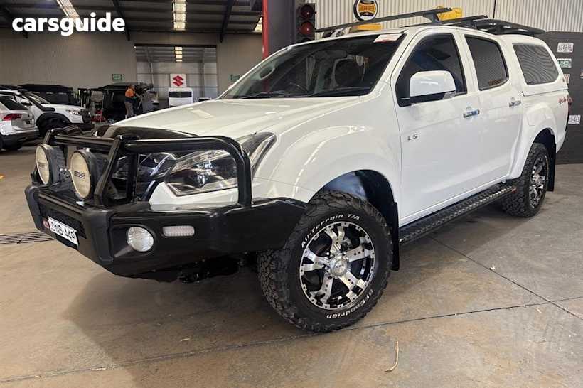 White 2017 Isuzu D-MAX Crew Cab Utility Ls-M Hi-Ride (4X4)