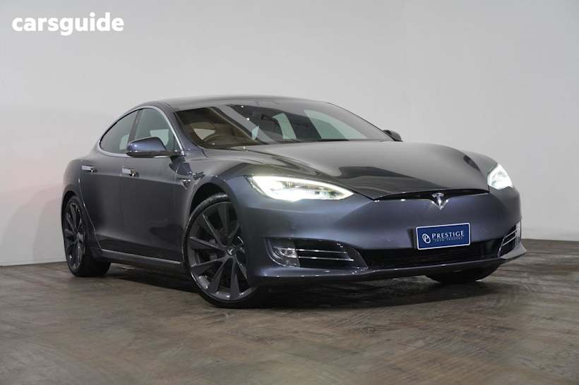 Grey 2018 Tesla Model S Hatchback 100D