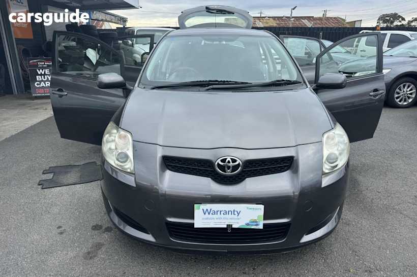 Grey 2009 Toyota Corolla Hatchback Ascent