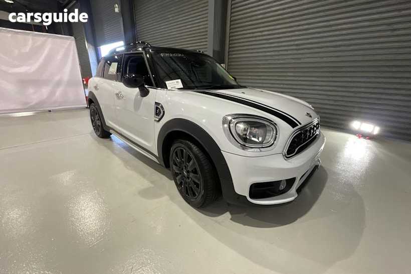 White 2019 Mini Countryman Wagon Cooper S
