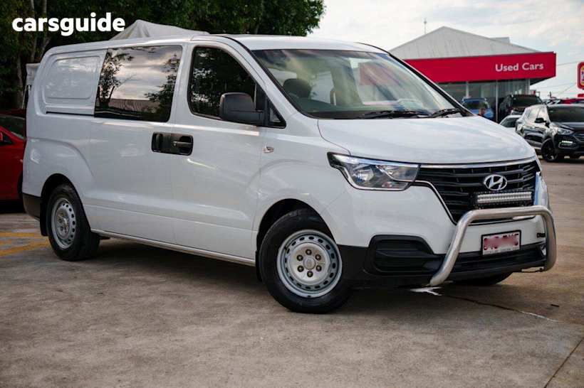 White 2019 Hyundai Iload Crew Van Crew 6S Liftback