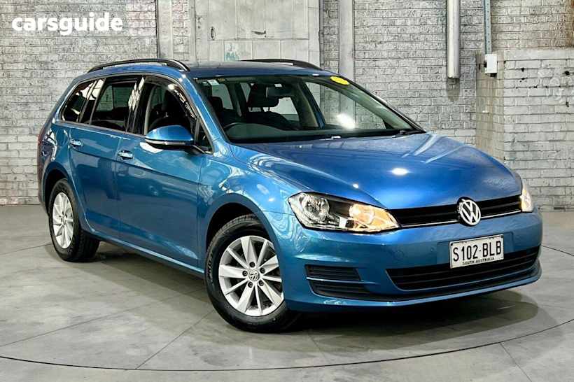 Blue 2015 Volkswagen Golf Wagon 92 Tsi Trendline