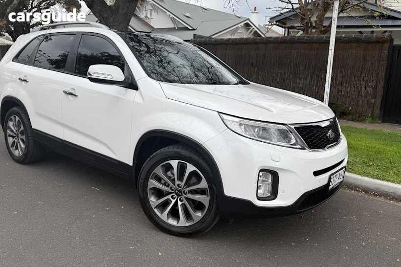 White 2013 Kia Sorento Wagon Platinum (4X4)