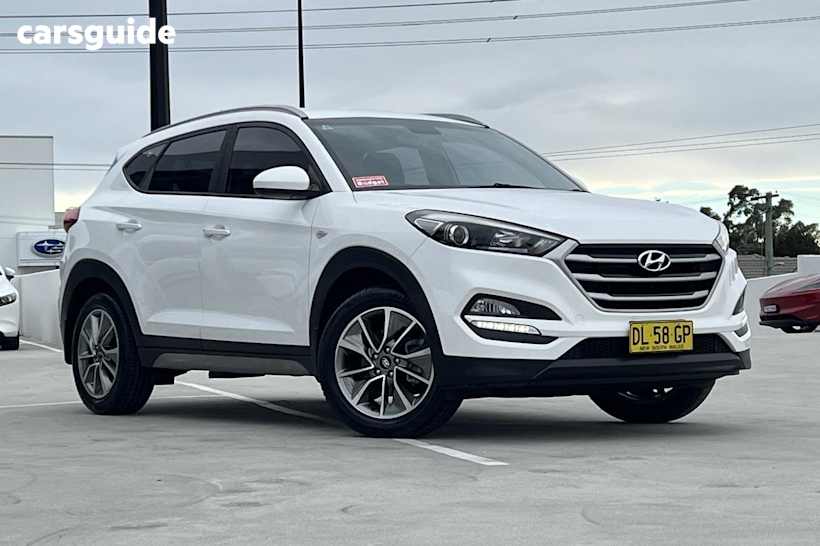 White 2017 Hyundai Tucson Wagon Active X (Fwd)