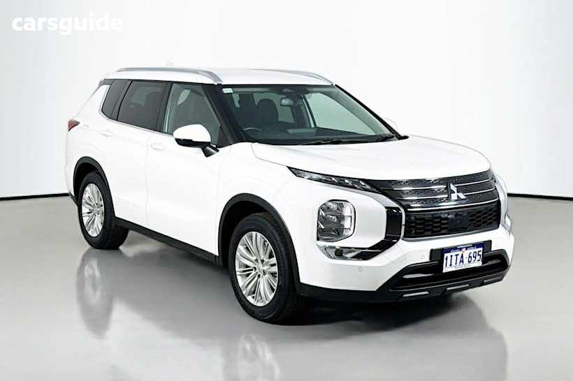 White 2024 Mitsubishi Outlander Wagon Ls 7 Seat (2Wd)