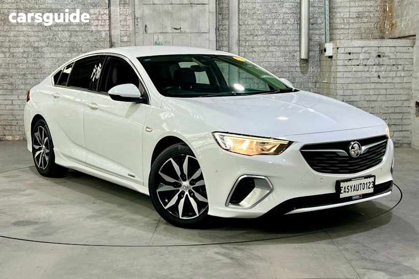 White 2018 Holden Commodore Liftback Rs-V