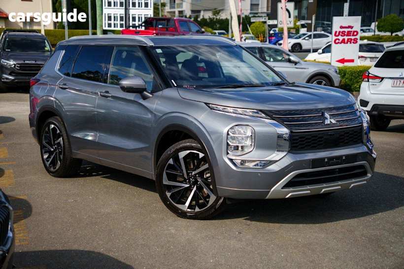 Grey 2023 Mitsubishi Outlander Wagon Exceed 7 Seat (Awd)