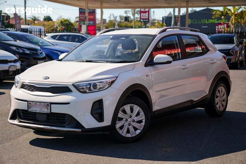 White 2021 Kia Stonic Wagon S