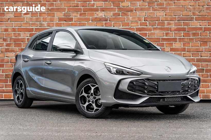 Silver 2025 MG MG3 Hatchback Essence