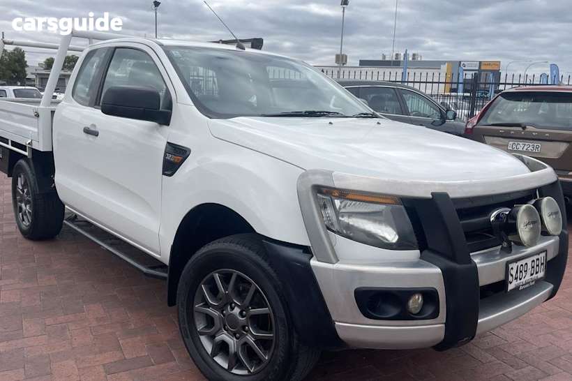 White 2014 Ford Ranger Super Cab Chassis Xl 3.2 (4X4)