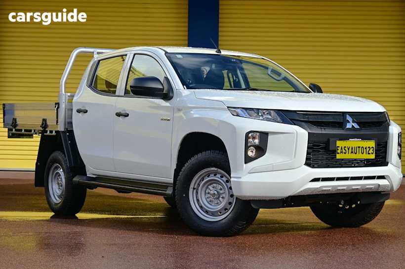 White 2024 Mitsubishi Triton Double Cab Chassis Glx (4X4)