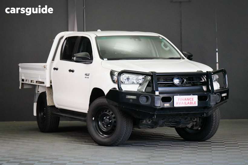 White 2022 Toyota Hilux Double Cab Chassis Sr (4X4)