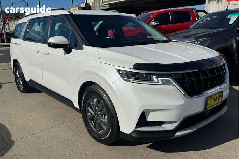 White 2021 Kia Carnival Wagon S