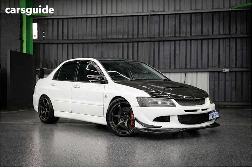 White 2003 Mitsubishi Lancer Sedan EVOLUTION VIII 4WD