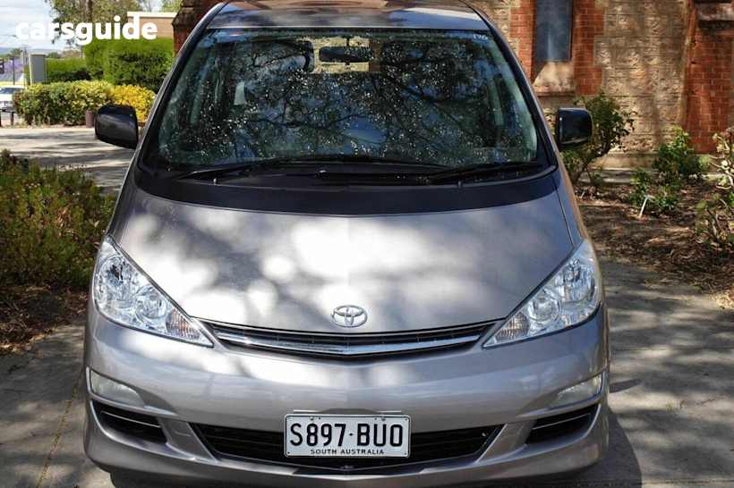 Gold 2005 Toyota Tarago Wagon Gli