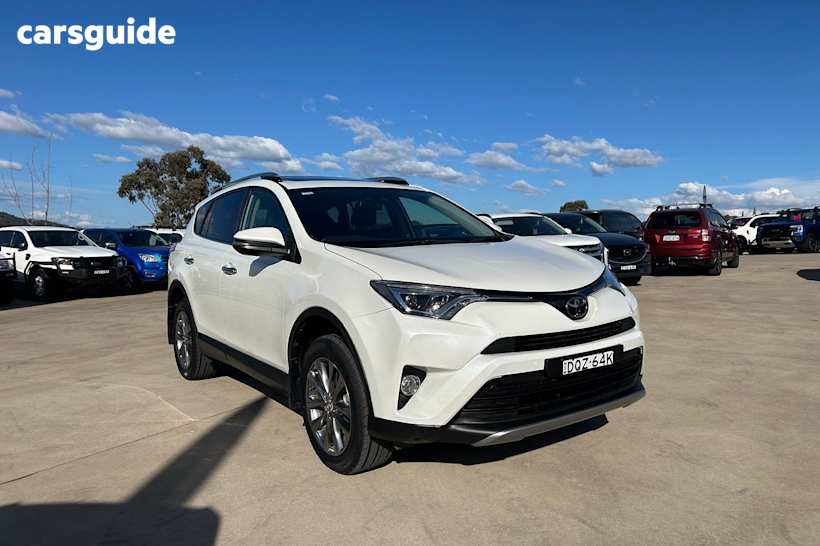 White 2017 Toyota RAV4 SUV CRUISER 4X4
