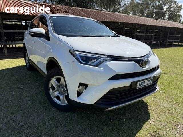 White 2018 Toyota RAV4 Wagon Gx (2Wd)