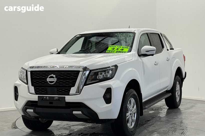 White 2023 Nissan Navara Dual Cab Pick-up St (4X4)