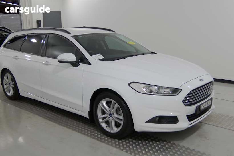 White 2016 Ford Mondeo Wagon Ambiente