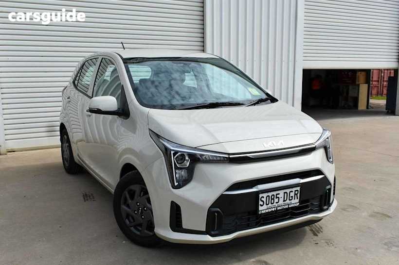 Beige 2024 Kia Picanto Hatchback Sport (Pe2)
