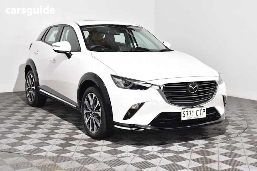 White 2022 Mazda CX-3 SUV AKARI F