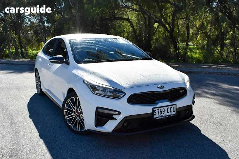White 2019 Kia Cerato Sedan Gt (Turbo)