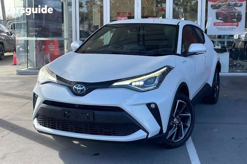 White 2023 Toyota C-HR SUV KOBA F