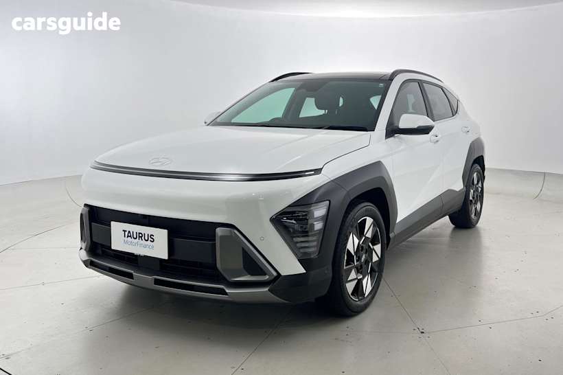 White 2024 Hyundai Kona SUV PREMIUM F