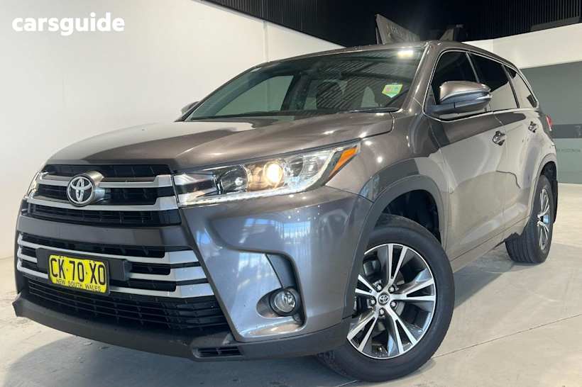 Grey 2017 Toyota Kluger SUV GX F