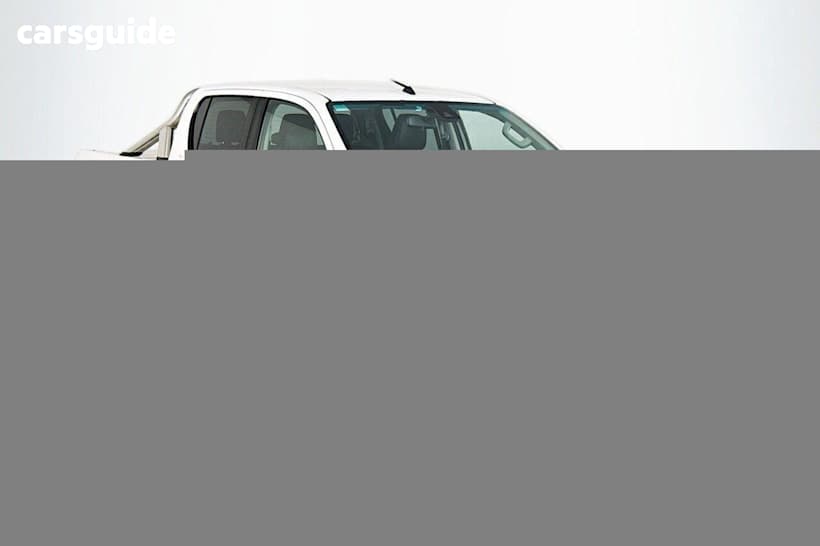 White 2020 Toyota Hilux Ute Tray SR5 4X4