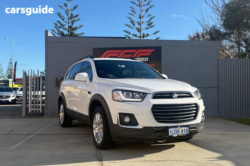 White 2018 Holden Captiva Wagon Active 7 Seater