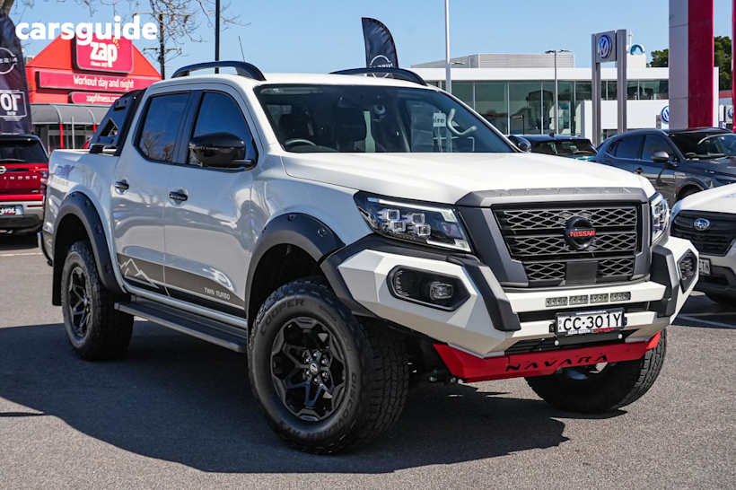 White 2023 Nissan Navara Dual Cab Pick-up Pro-4X (4X4)