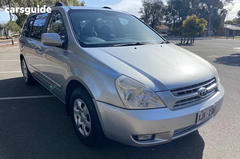 Silver 2006 Kia Carnival OtherCar LS F