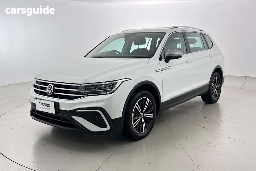 White 2023 Volkswagen Tiguan SUV 110TSI LIFE ALLSPACE F