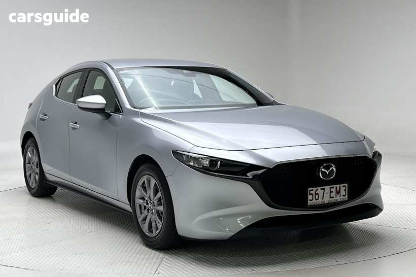 Silver 2022 Mazda Mazda3 Hatch G20 PURE F