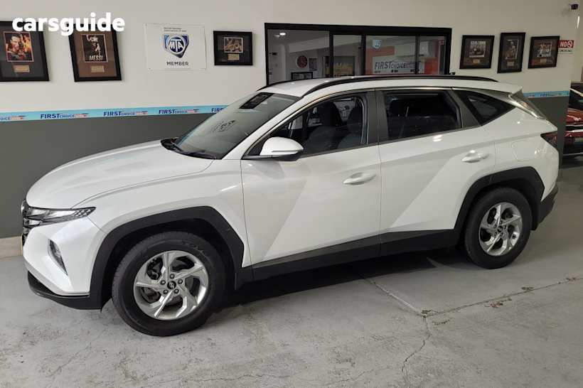 White 2021 Hyundai Tucson Wagon (Fwd)