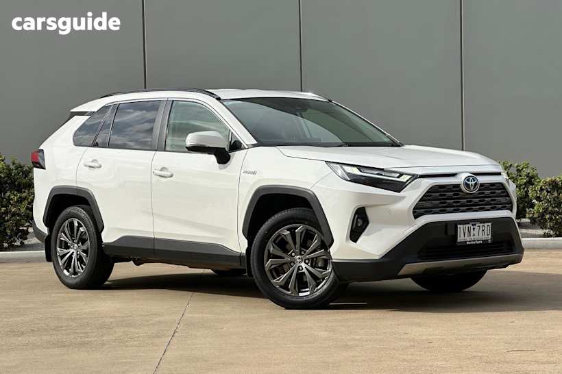 White 2021 Toyota RAV4 SUV GXL F